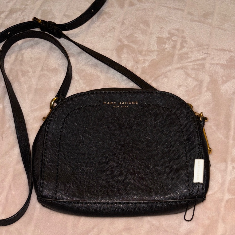 Marc Jacobs Elegant Black Crossbody Bag